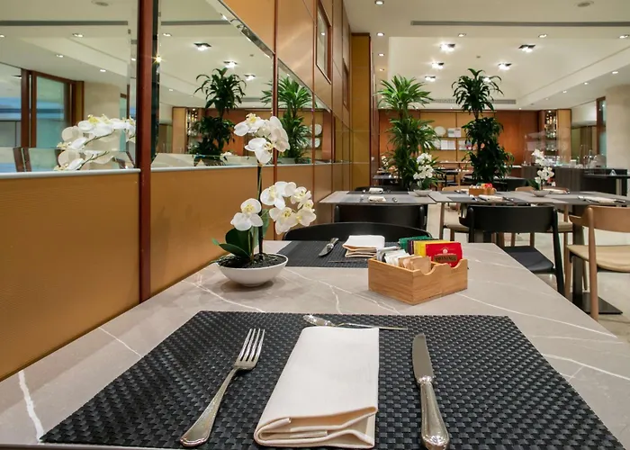 Western Cappello D'OroAlbergo